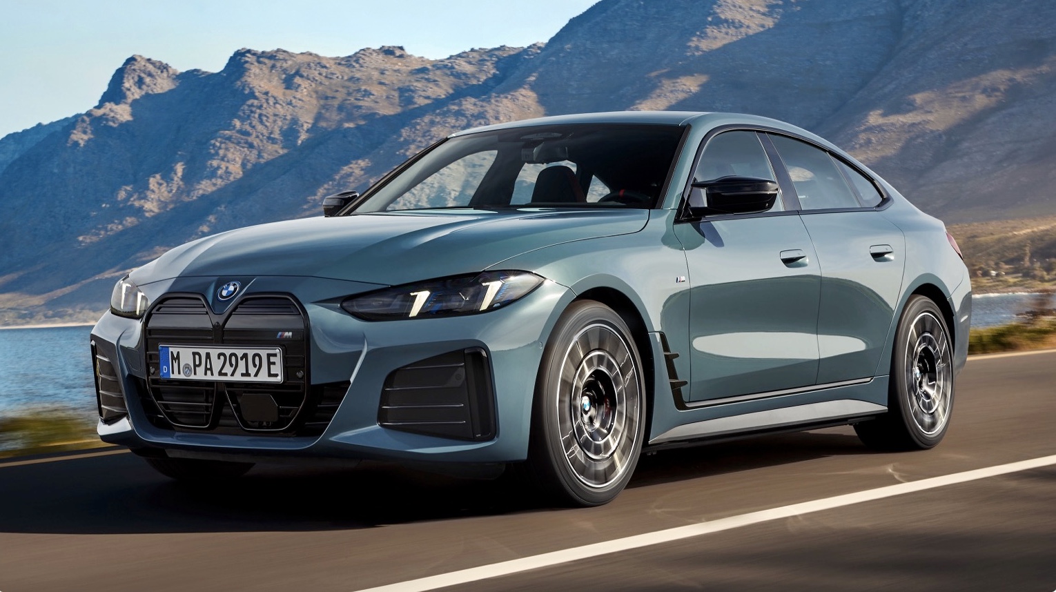 BMW i4